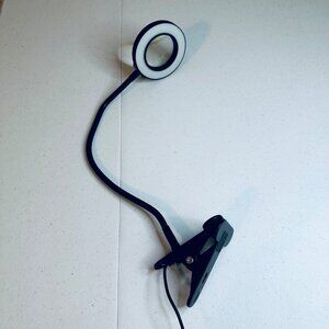 LED Magnifying Lamp Adjustable Brightness & Flexible Arm 3X Magnification